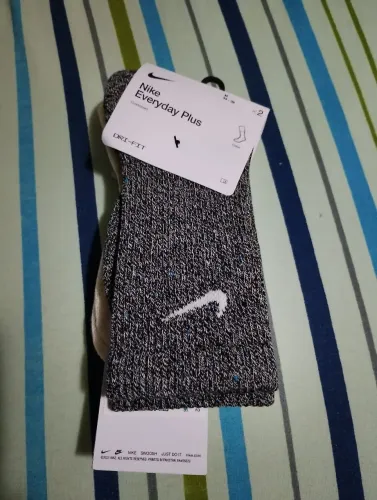 Kit de 2 Meias Nike - Cinza e bege - 34 a 38