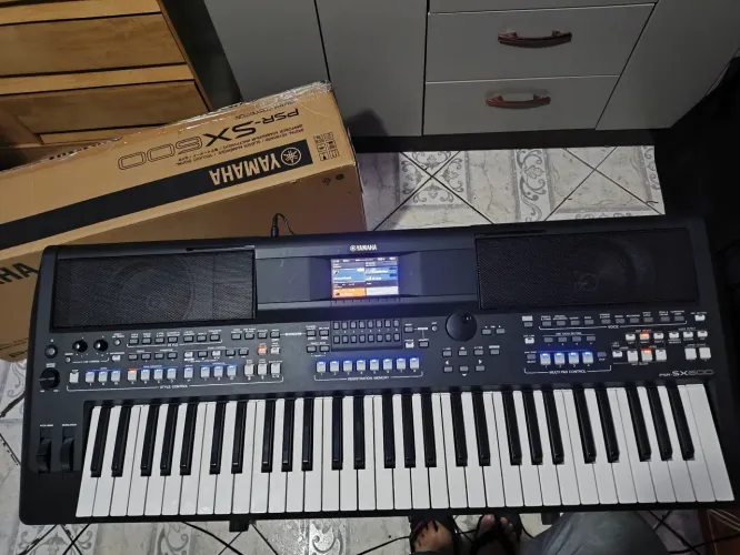Vende se Yamaha sx 600 muito novo valor 4.800.00 ZAP *