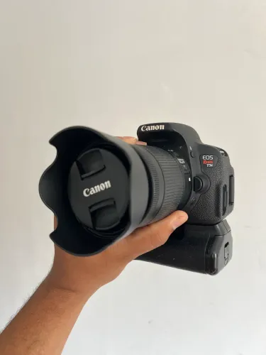 Câmera t5i seminova 56mil clicks apenas