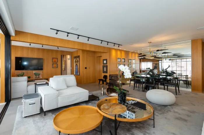 Apartamento para venda em Morumbi com 3 quartos, sendo 3 suítes, 207m²