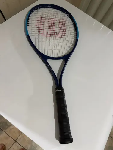 Raquete de tênis Wilson