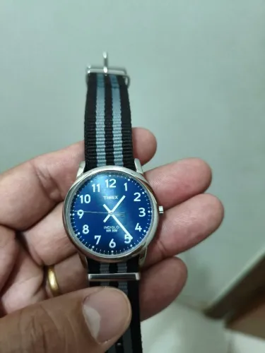 Relógio Timex Easy Reader, 35 milímetros, usado , relógio para quem tem pulso mais fino