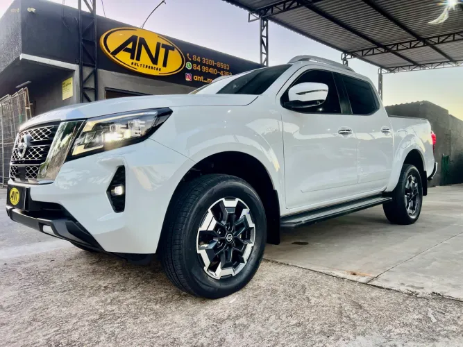Nissan Frontier Plati. CD 2.3 Bi-TB Dies.aut. 2023