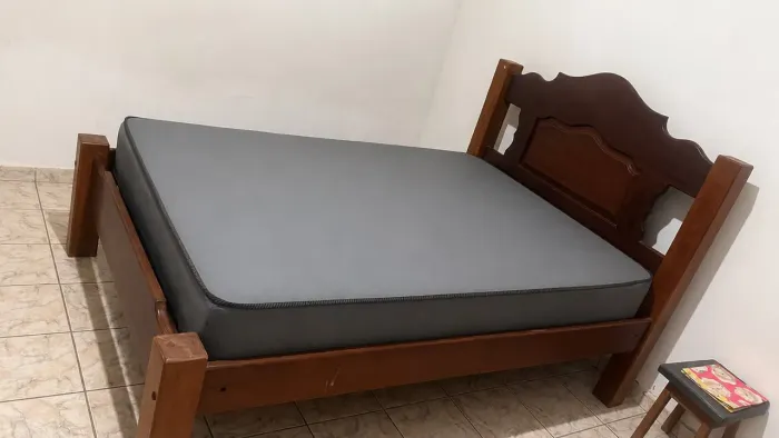 Cama pau darco com colchão especial