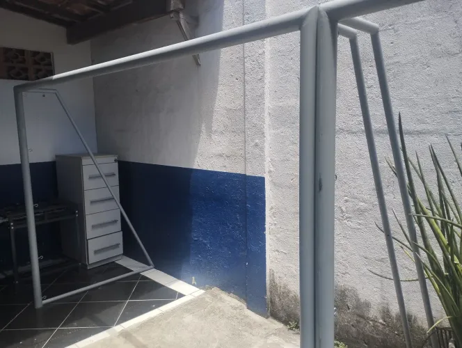 Vende-se 2(Duas)Traves de Futsal