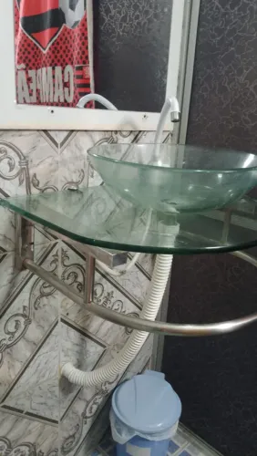 Pia banheiro de vidro 400$