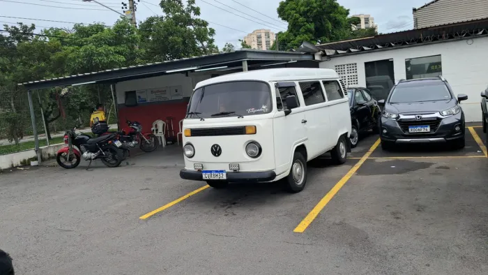 Volkswagen Kombi Standard/ Luxo/ Serie Prata 2001
