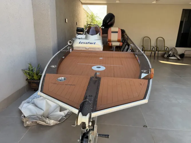 LANCHA LEVEFORT APOLUS 600 SPORT S