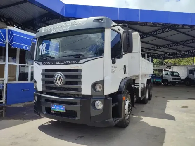 VW 24.280 - Ano: 2018 - Basculante (Somos Loja)