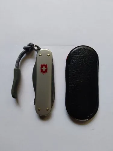 Canivete Victorinox Rover Smooth Alox