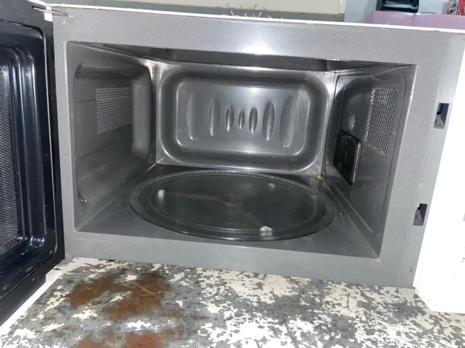 vendo microondas LG