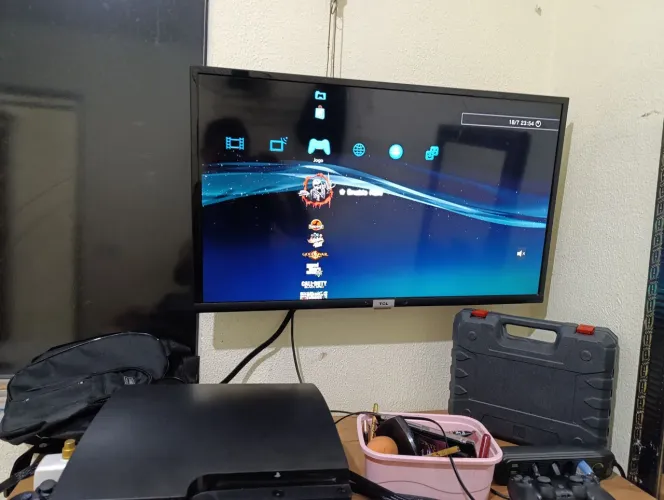 Vendo PS3 slim Destravado