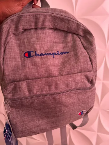 Mochila Champiom nova