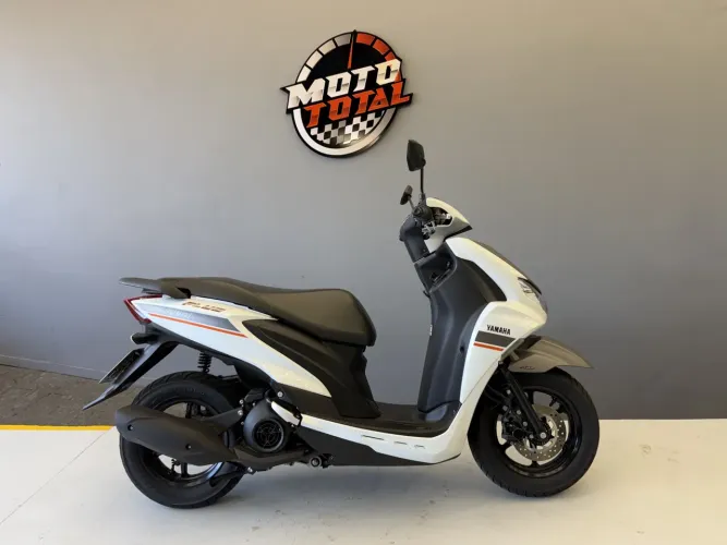 Yamaha Fluo 125 abs 2023
