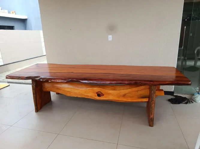 Mesa rústica 