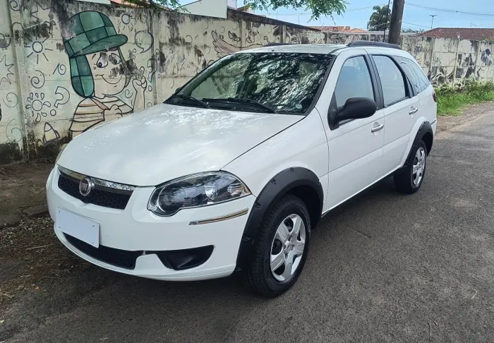 Fiat Palio Weekend Trekking 1.6 Flex 16V 5P 2013