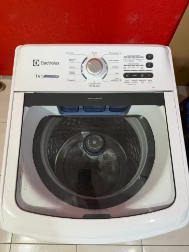 Máquina de lavar Electrolux 14kg