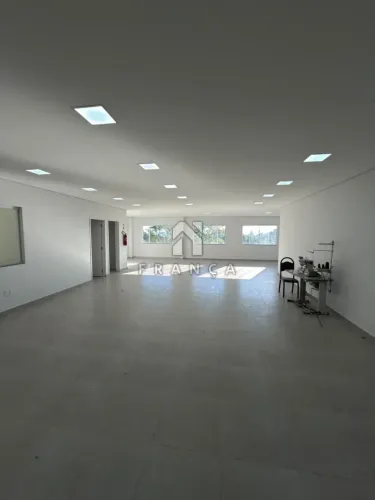 Prédio Comercial - Residencial União.
