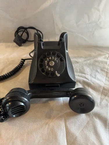 Telefone antigo