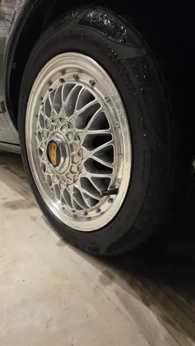 Pneu aro 15
