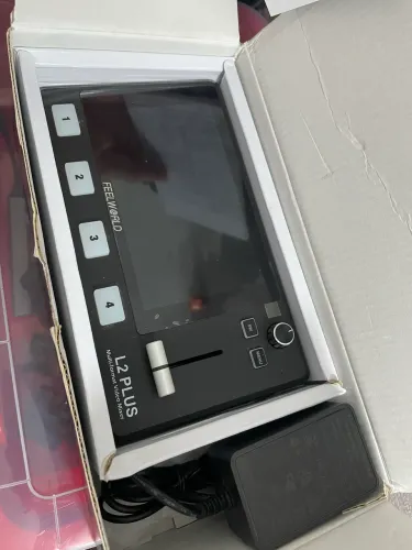 FEELWORLD L2 PLUS - Mesa de Corte / Switcher de Vídeo Multicâmera