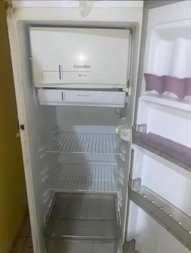Geladeira Smaltec