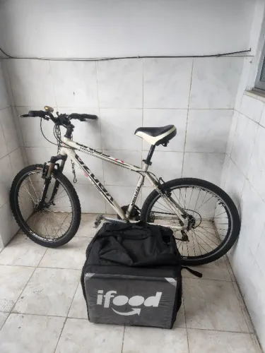Kit Bicicleta e Mochila Entregador