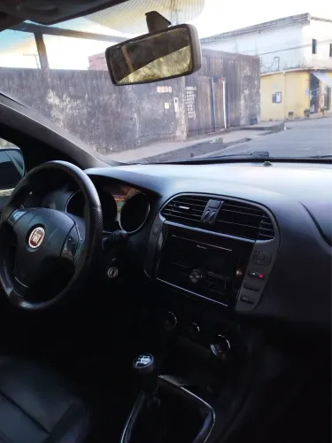 Fiat Bravo Essence 1.8 Flex 16V 5P 2011