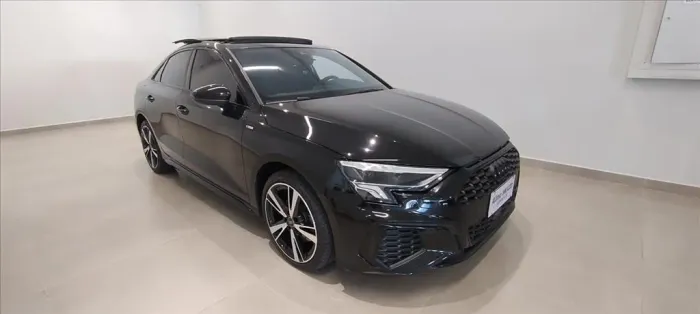 Audi A3 Sedan S-line 2.0 TFSI S-tronic 2023