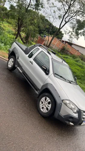 Fiat Strada Adventure 1.8/ 1.8 Locker Flex CE 2009