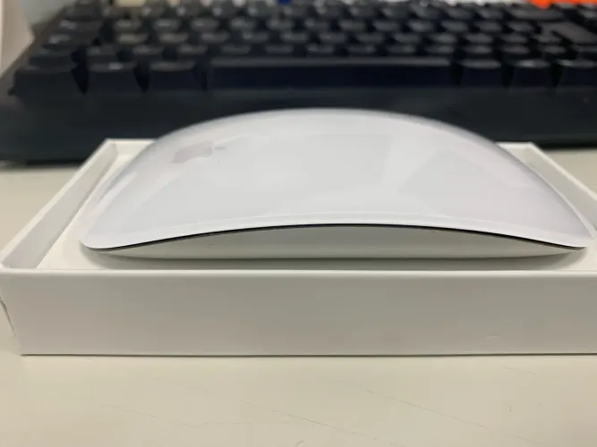 Mágica Mouse Apple 2 com caixa (leia o anúncio)