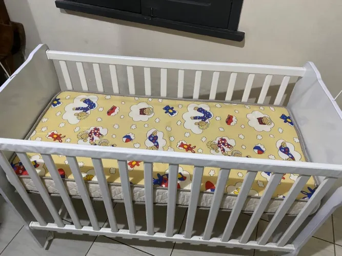 Berço de bebê em otimo estado