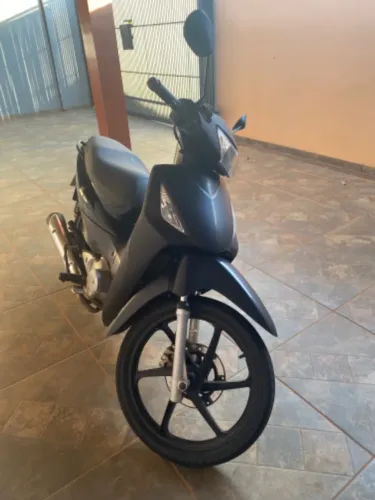 Vendo biz 125+ partida elétrica 