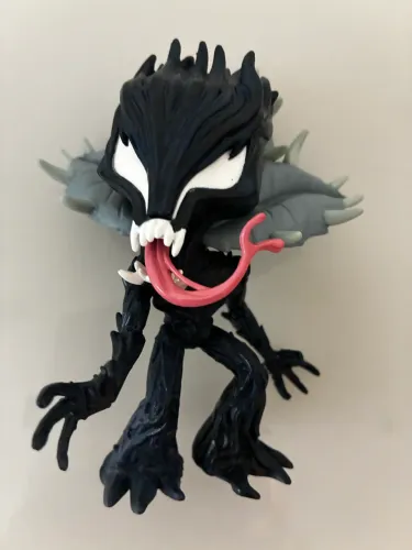 Funko pop venom groot