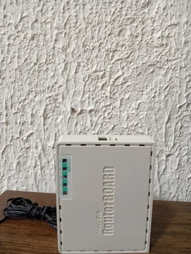 Mikrotik 750 Gr3 Gigabit 