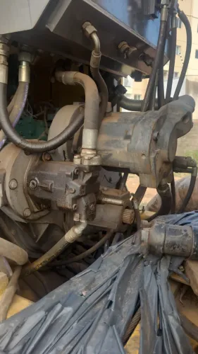 PTO Motoniveladora Volvo G940 com Duas Bombas - Conjunto Original