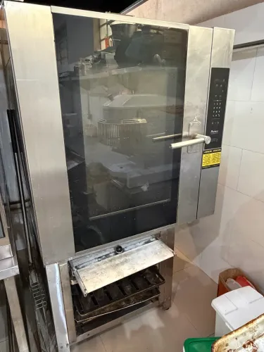 Forno Turbo a Gás Prática G200 + Mesa em Inox