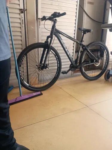 Bicicleta semi nova