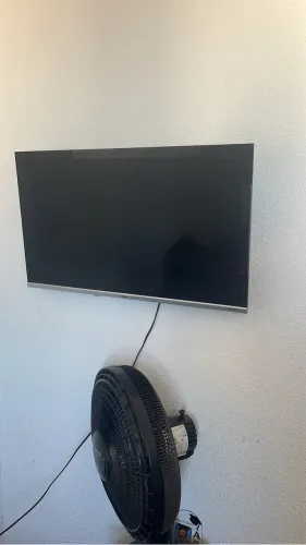 Tv 32 Philco, nova em bom estado 
