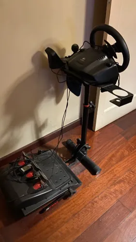 Logitech G27 & Suporte para volante
