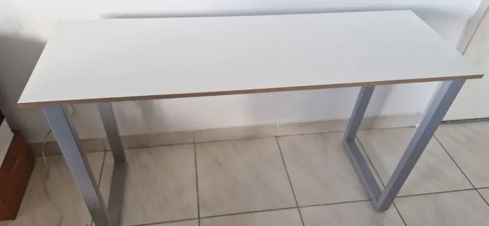 Mesa escritório  45 x 1,36 