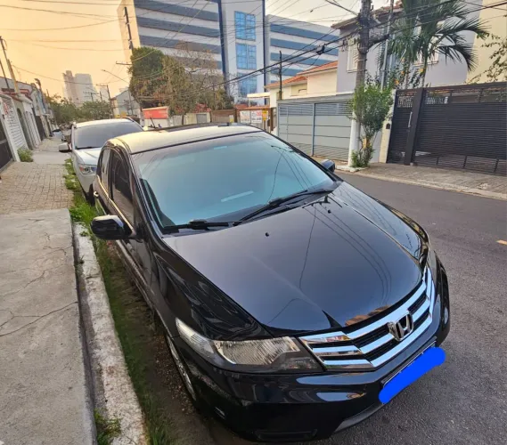 Honda City Sedan LX 1.5 Flex 16V 4P Mec. 2013