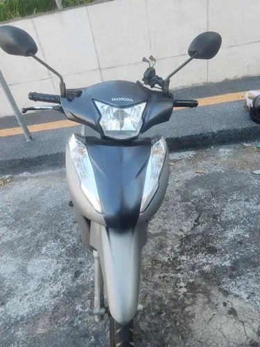 Moto Biz