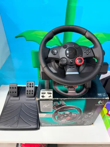 Volante GT Driving na caixa bem novo e funcionando 100% Ps3 e pc
