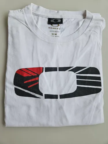 Camiseta Oakley branca 