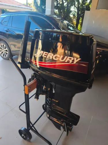 Motor de Popa 40 HP Partida Manual 2013