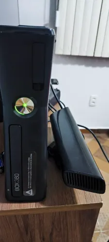 Xbox 360 com sensor kinect