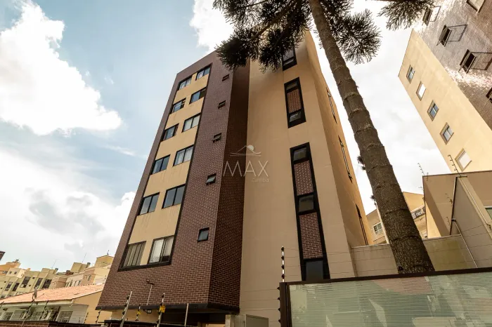 STUDIO com 1 dormitório para alugar por R$ 1.650,00 no bairro Cabral - CURITIBA / PR