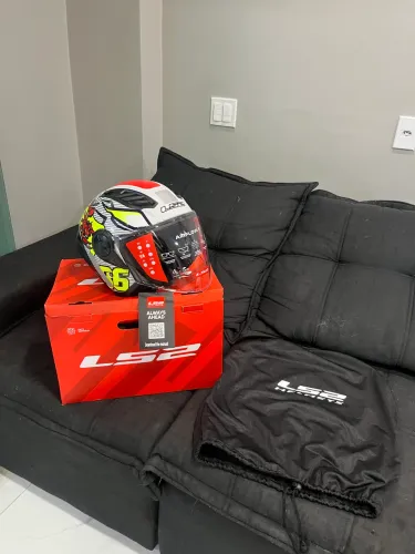 Troco capacete por grs ou dore de 160