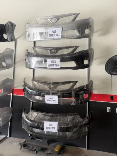 PARA CHOQUE COROLLA 18/19 ( PRETO ) DISPONÍVEL